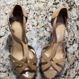 Tan Gianni Bini Heels